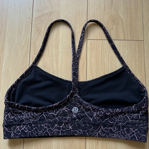 Lululemon Flow Y Sportsbra - Picture 3 of 4